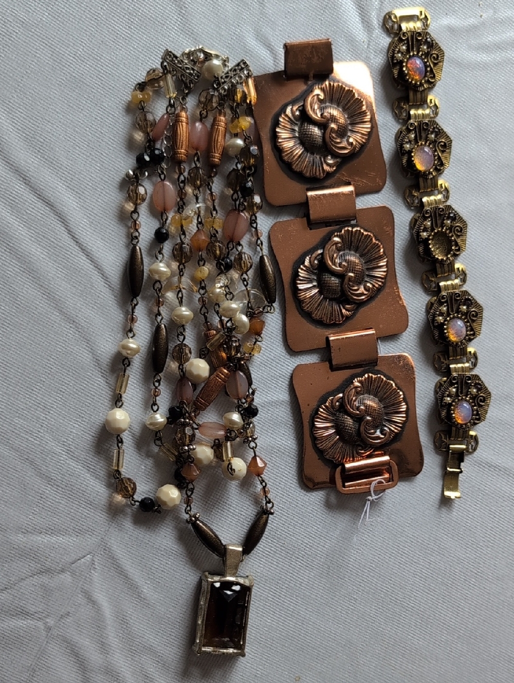 Assorted jewelry Unbranded miscellaneous items - Picture 15 of 16